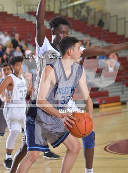 Thumbnail 2 in Salesian vs. Crescenta Valley (Rancho Mirage Holiday Invitational) photogallery.