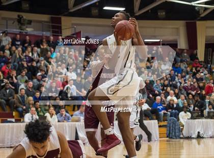Thumbnail 2 in Hudson Catholic vs St Anthony (Spalding Hoophall Classic) photogallery.