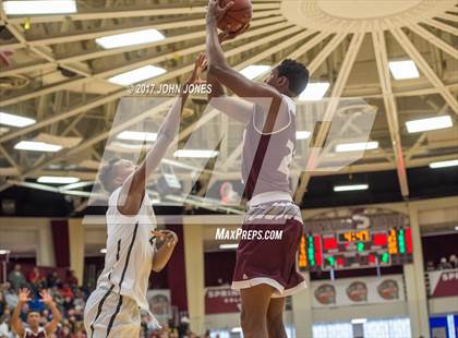 Thumbnail 2 in Hudson Catholic vs St Anthony (Spalding Hoophall Classic) photogallery.