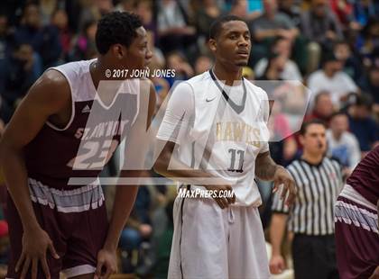 Thumbnail 2 in Hudson Catholic vs St Anthony (Spalding Hoophall Classic) photogallery.