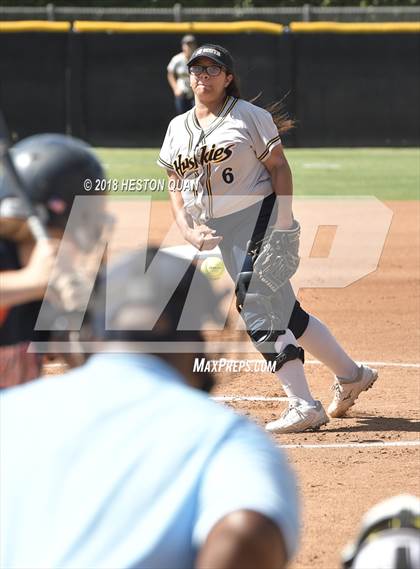 Thumbnail 3 in JW North vs. Chaminade (CIF-SS D3 Final) photogallery.