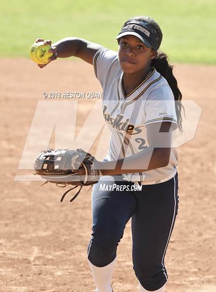 Thumbnail 3 in JW North vs. Chaminade (CIF-SS D3 Final) photogallery.