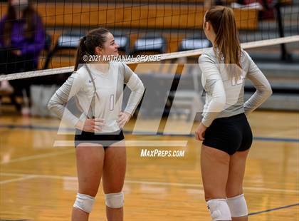 Thumbnail 1 in Bellevue East vs. Omaha Central (Papillion-LaVista South) photogallery.