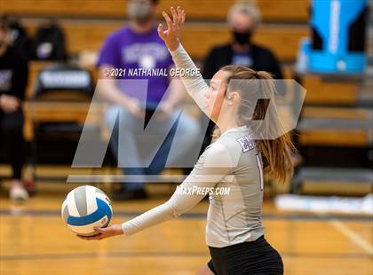 Thumbnail 3 in Bellevue East vs. Omaha Central (Papillion-LaVista South) photogallery.