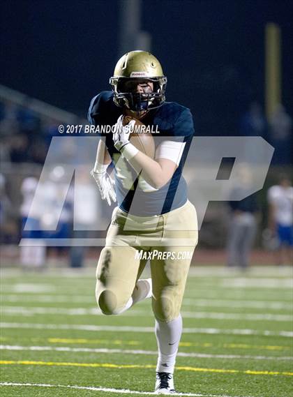 Thumbnail 3 in Briarwood Christian vs. Etowah (AHSAA 5A 3rd Round) photogallery.