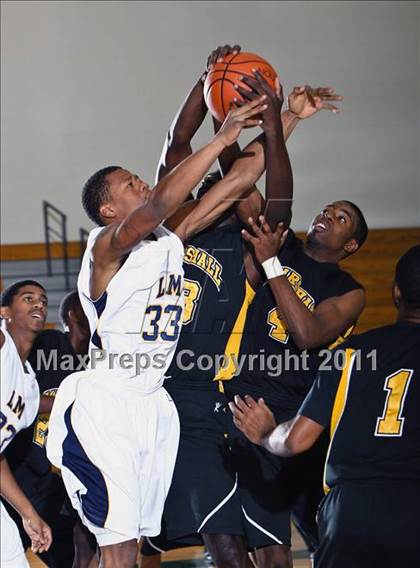 Thumbnail 1 in Fort Bend Marshall vs. La Marque (McDonald's Texas Invitational) photogallery.