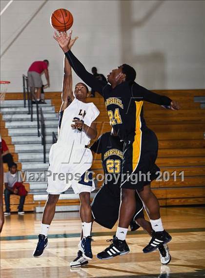Thumbnail 3 in Fort Bend Marshall vs. La Marque (McDonald's Texas Invitational) photogallery.