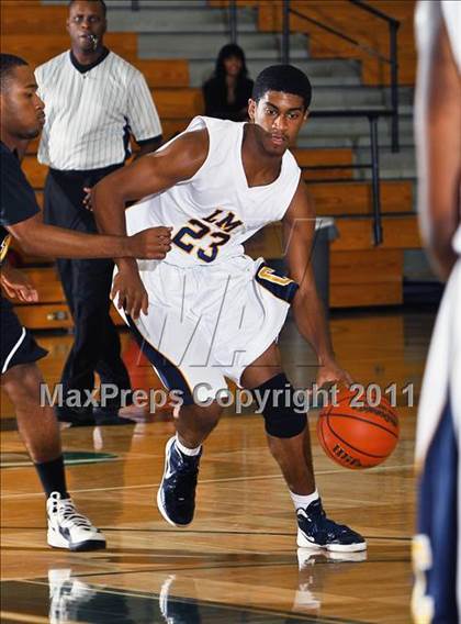 Thumbnail 3 in Fort Bend Marshall vs. La Marque (McDonald's Texas Invitational) photogallery.