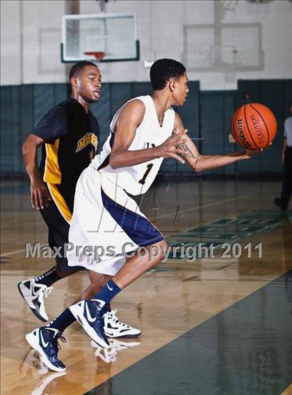 Thumbnail 2 in Fort Bend Marshall vs. La Marque (McDonald's Texas Invitational) photogallery.