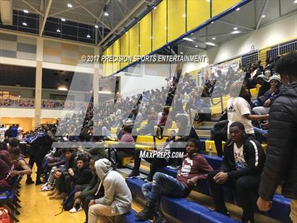 Thumbnail 2 in Wise TOC Ceremony photogallery.