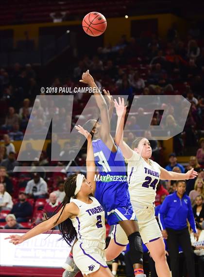 Thumbnail 1 in Millennium vs Xavier (AIA D6 Semifinal) photogallery.