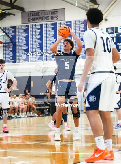 Thumbnail 3 in Mullen @ Columbine photogallery.