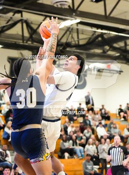 Thumbnail 2 in Mullen @ Columbine photogallery.