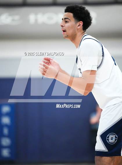 Thumbnail 2 in Mullen @ Columbine photogallery.