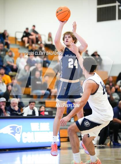 Thumbnail 2 in Mullen @ Columbine photogallery.