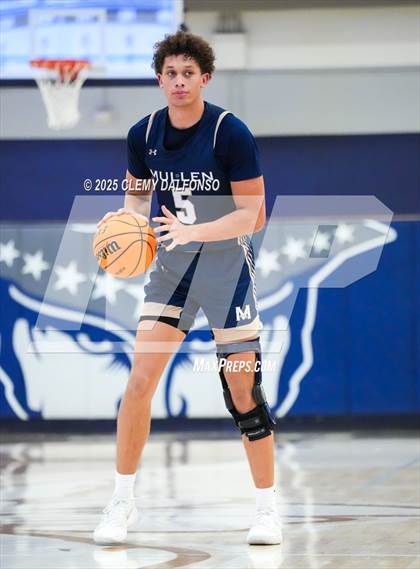 Thumbnail 2 in Mullen @ Columbine photogallery.