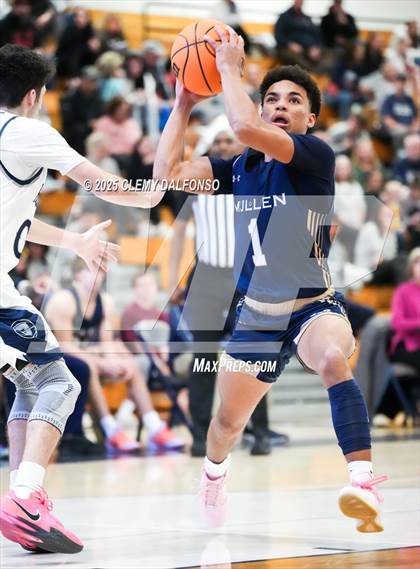 Thumbnail 2 in Mullen @ Columbine photogallery.