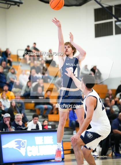 Thumbnail 3 in Mullen @ Columbine photogallery.