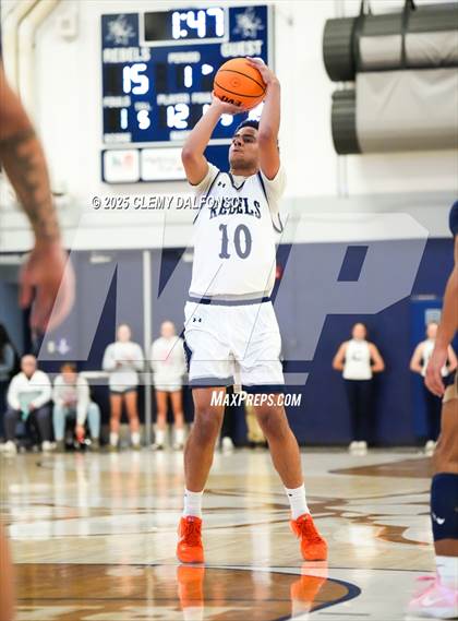 Thumbnail 2 in Mullen @ Columbine photogallery.