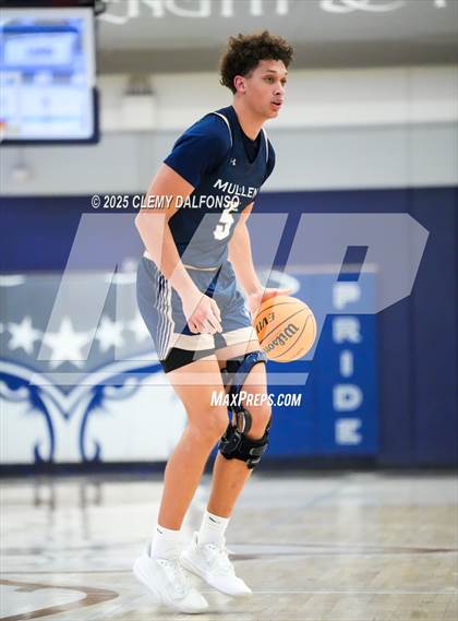 Thumbnail 2 in Mullen @ Columbine photogallery.