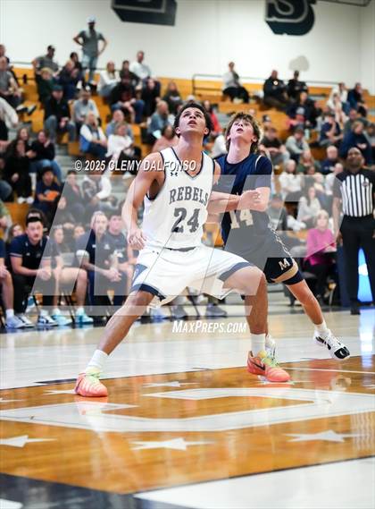 Thumbnail 2 in Mullen @ Columbine photogallery.