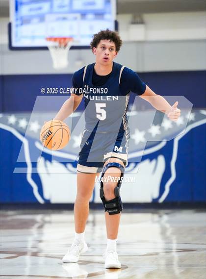 Thumbnail 1 in Mullen @ Columbine photogallery.