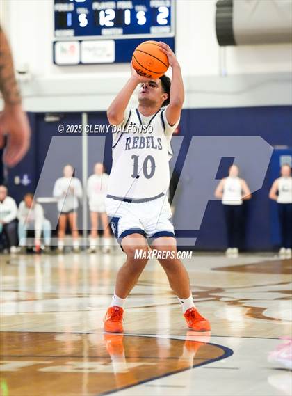 Thumbnail 1 in Mullen @ Columbine photogallery.