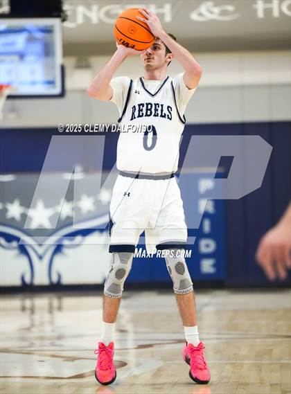 Thumbnail 1 in Mullen @ Columbine photogallery.