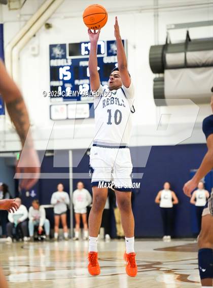 Thumbnail 1 in Mullen @ Columbine photogallery.