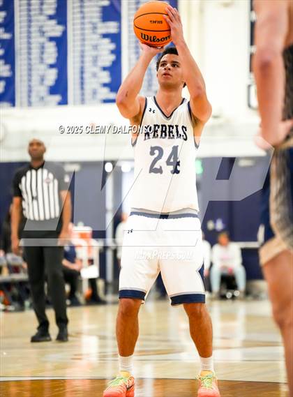 Thumbnail 2 in Mullen @ Columbine photogallery.