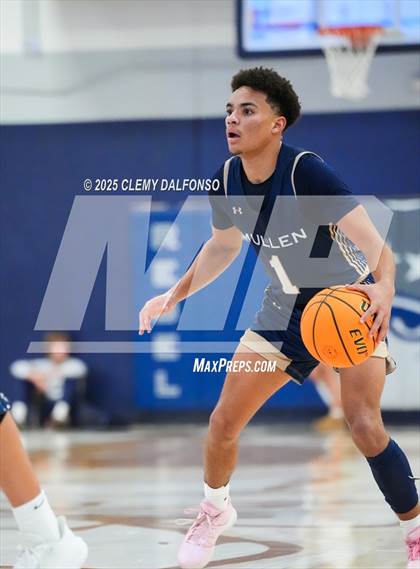 Thumbnail 2 in Mullen @ Columbine photogallery.