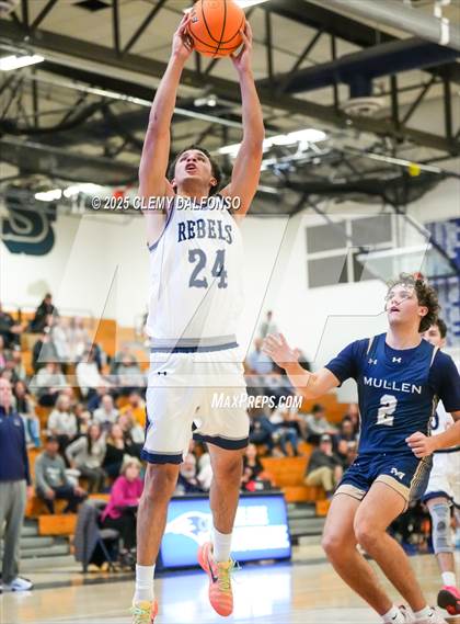 Thumbnail 3 in Mullen @ Columbine photogallery.