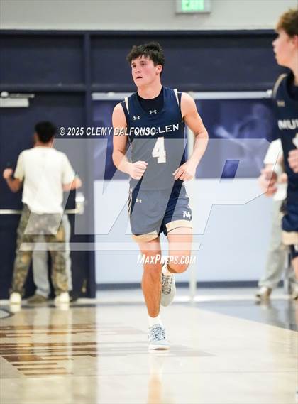 Thumbnail 2 in Mullen @ Columbine photogallery.