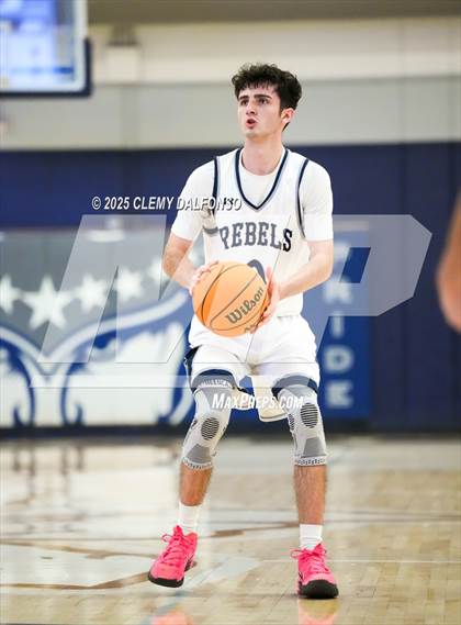 Thumbnail 3 in Mullen @ Columbine photogallery.