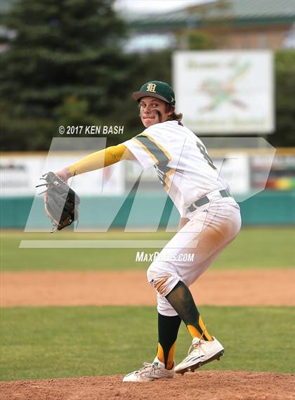 Thumbnail 3 in Camarillo @ Moorpark photogallery.