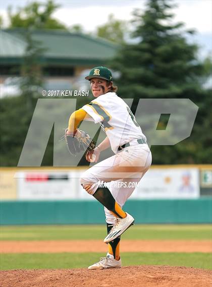 Thumbnail 1 in Camarillo @ Moorpark photogallery.