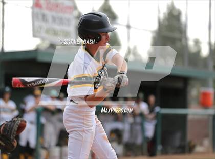 Thumbnail 3 in Camarillo @ Moorpark photogallery.
