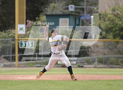 Thumbnail 2 in Camarillo @ Moorpark photogallery.