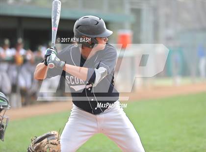Thumbnail 1 in Camarillo @ Moorpark photogallery.