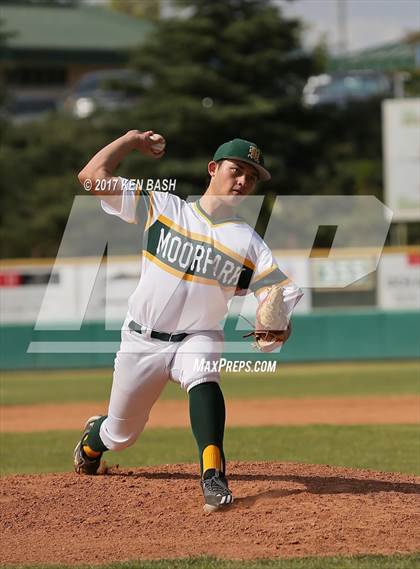 Thumbnail 3 in Camarillo @ Moorpark photogallery.