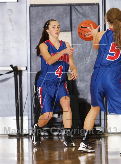 Thumbnail 2 in Lebanon vs. Tualatin (Nike Interstate Shootout) photogallery.