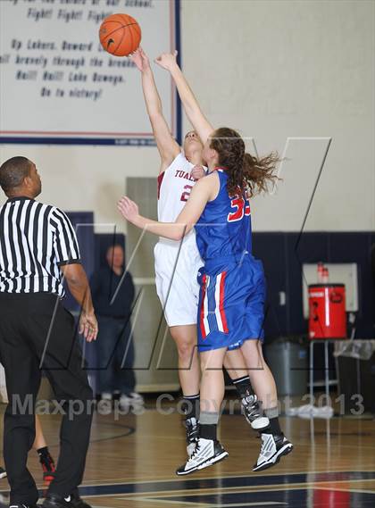 Thumbnail 2 in Lebanon vs. Tualatin (Nike Interstate Shootout) photogallery.