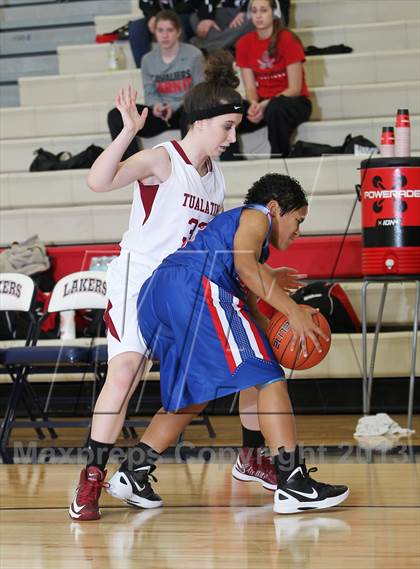Thumbnail 2 in Lebanon vs. Tualatin (Nike Interstate Shootout) photogallery.