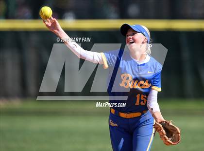 Thumbnail 3 in Tolono Unity vs  Boyd-Buchanan (Clifford Kirk Memorial) photogallery.
