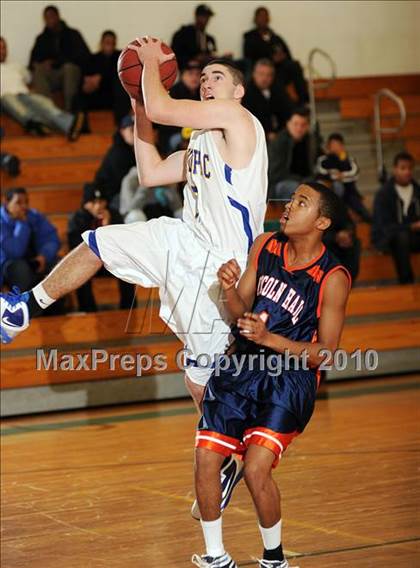 Thumbnail 1 in Lincoln Hall vs. Mahopac (Putnam Challenge) photogallery.