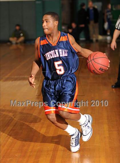 Thumbnail 1 in Lincoln Hall vs. Mahopac (Putnam Challenge) photogallery.