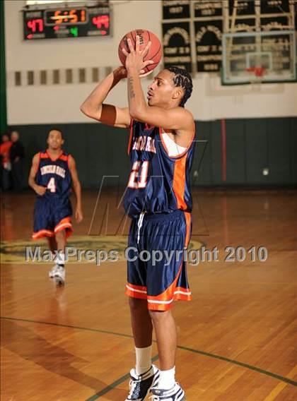 Thumbnail 1 in Lincoln Hall vs. Mahopac (Putnam Challenge) photogallery.