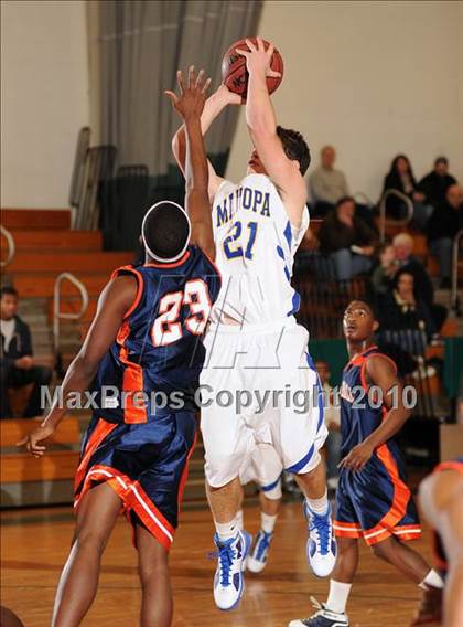 Thumbnail 2 in Lincoln Hall vs. Mahopac (Putnam Challenge) photogallery.