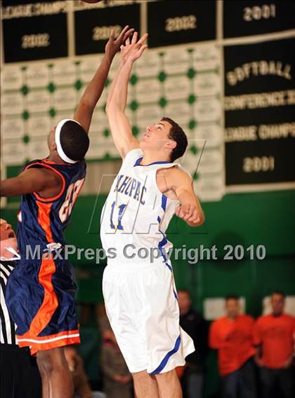 Thumbnail 2 in Lincoln Hall vs. Mahopac (Putnam Challenge) photogallery.