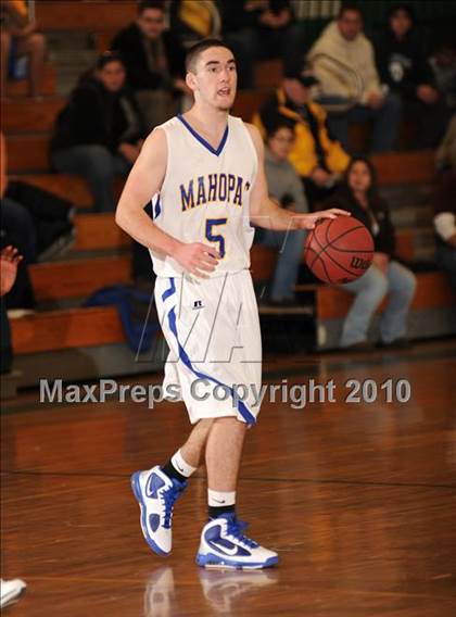 Thumbnail 1 in Lincoln Hall vs. Mahopac (Putnam Challenge) photogallery.